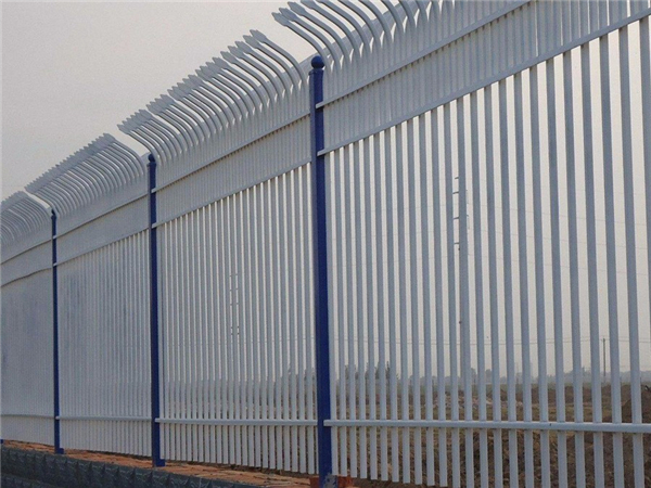 学校围墙锌钢护栏,校园围墙锌钢护栏,操场围墙锌钢护栏